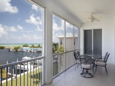 Lower Matecumbe 3 bedroom with boat dock and pool